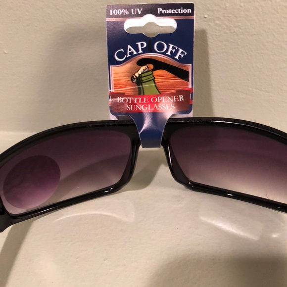 Men’s Sun Glasses - Picture 7 of 8